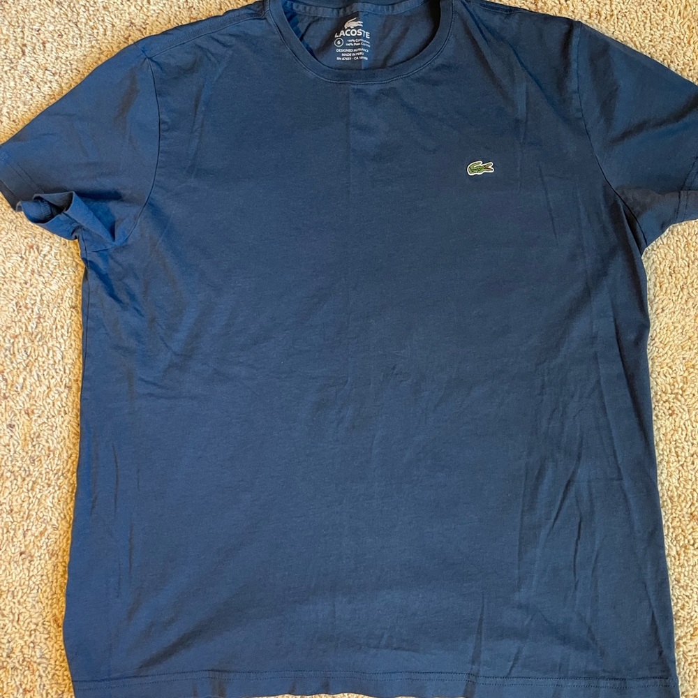 Boys Lacoste Shirt. This is a boys size 6. Fits like a medium